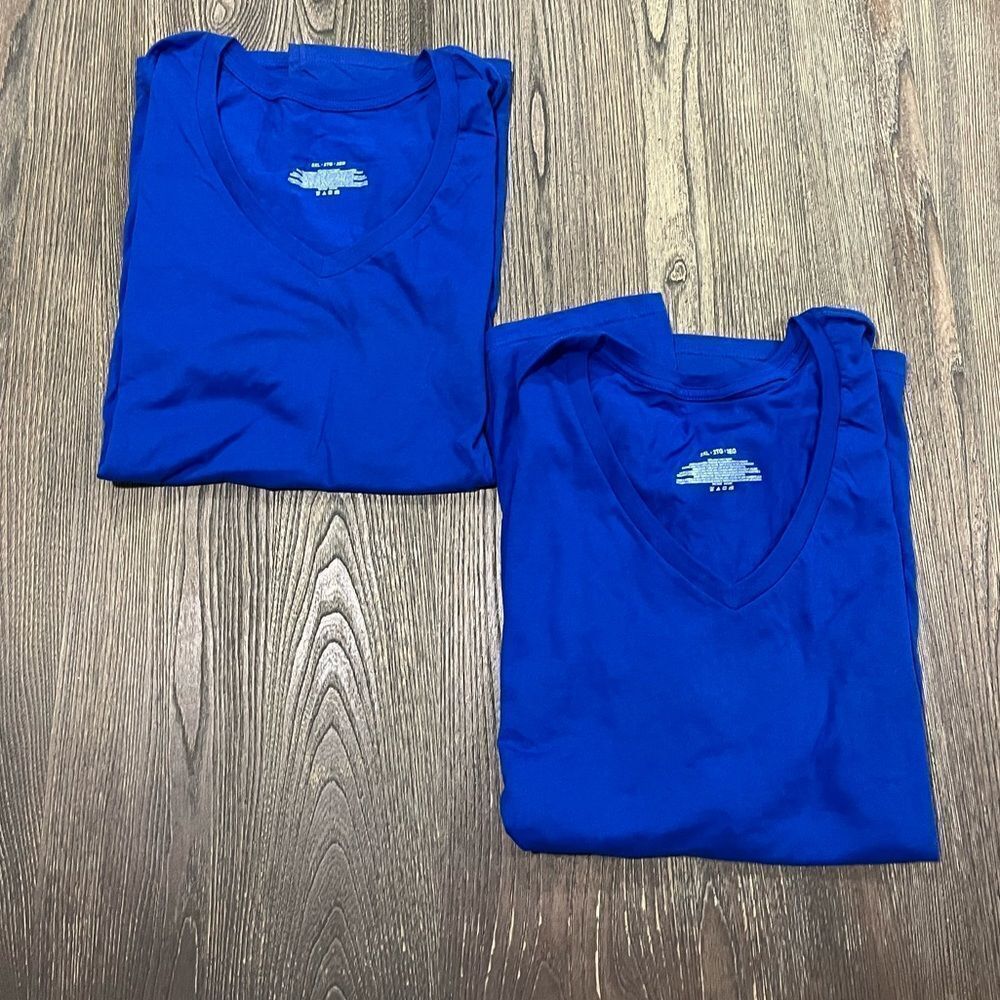 NWOT 2 Pack Mens T-Shirts V-Neckline Short Sleeve Pullover Solid Blue Size 2XL